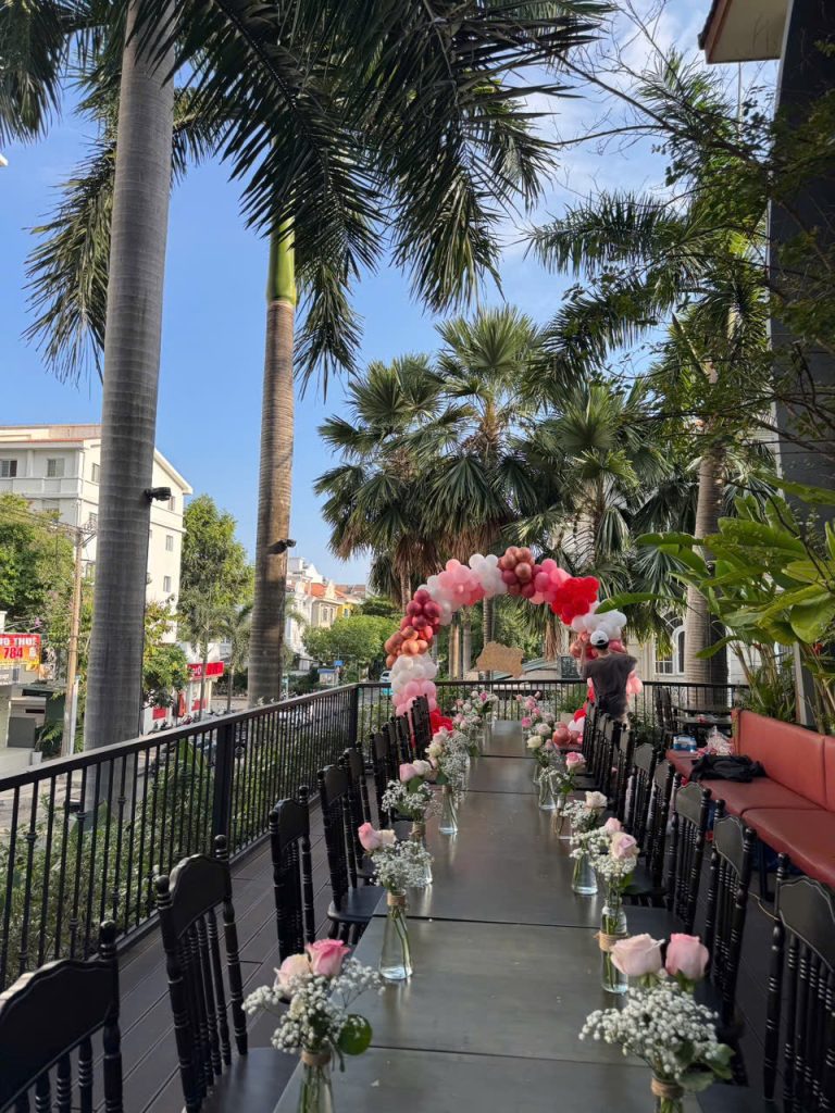 Chay Tuệ Garden Quận 7 – Không Gian Ẩm Thực Chay Thanh Tịnh Giữa Lòng Sài Gòn 3 z6724323989785 e72ea7742592eb8db726330e99df7b5f 1